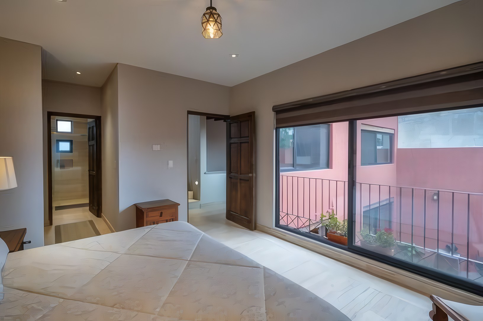 Casa El Paraíso · recámara con balcón