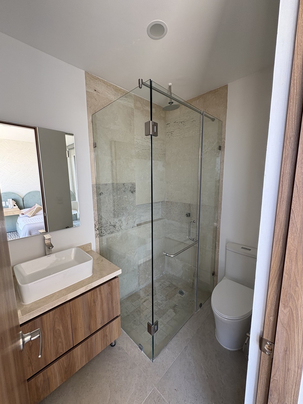 Cedros — Baño