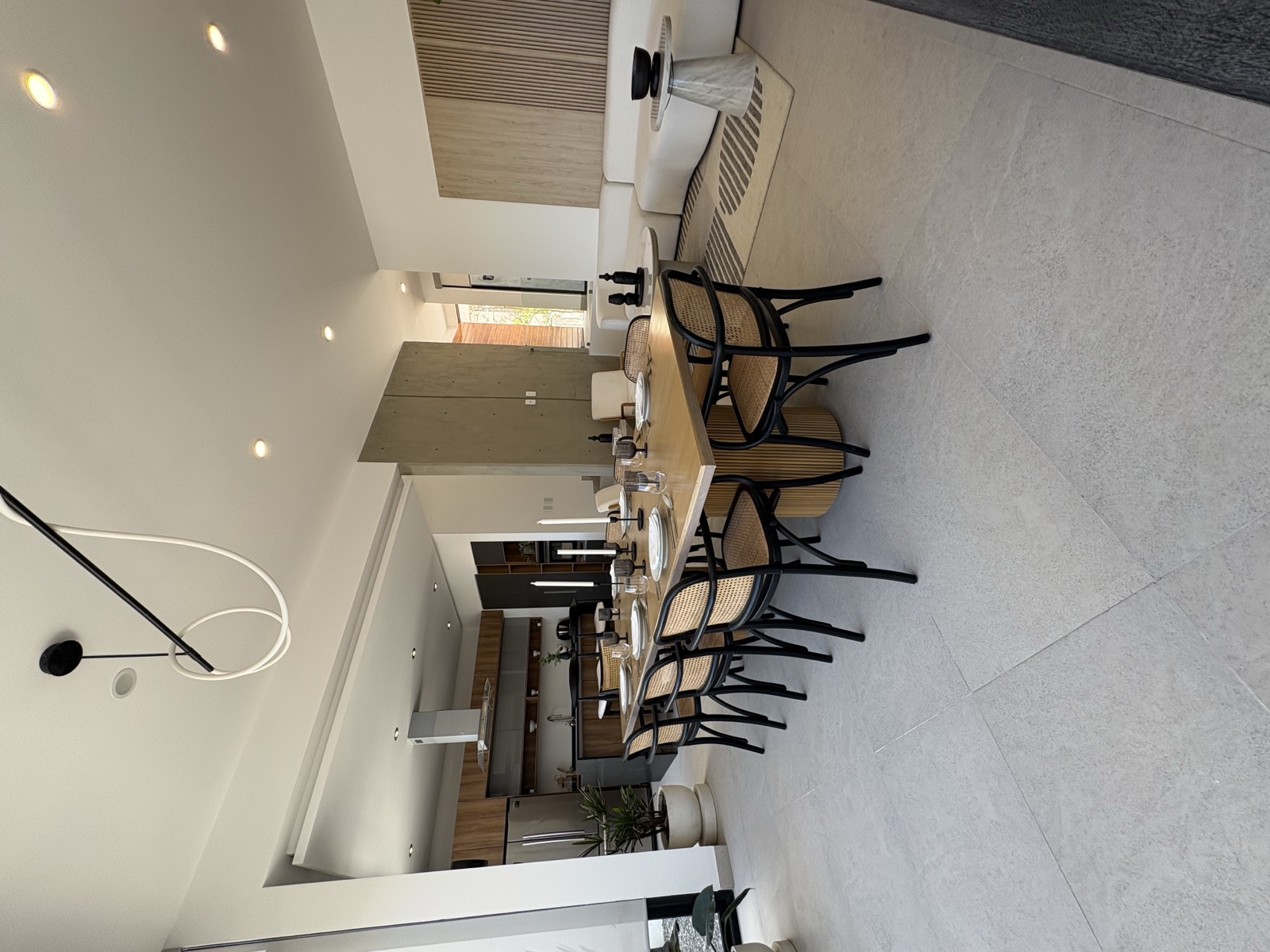 Ruiseñor — Sala y comedor integrados con cocina abierta