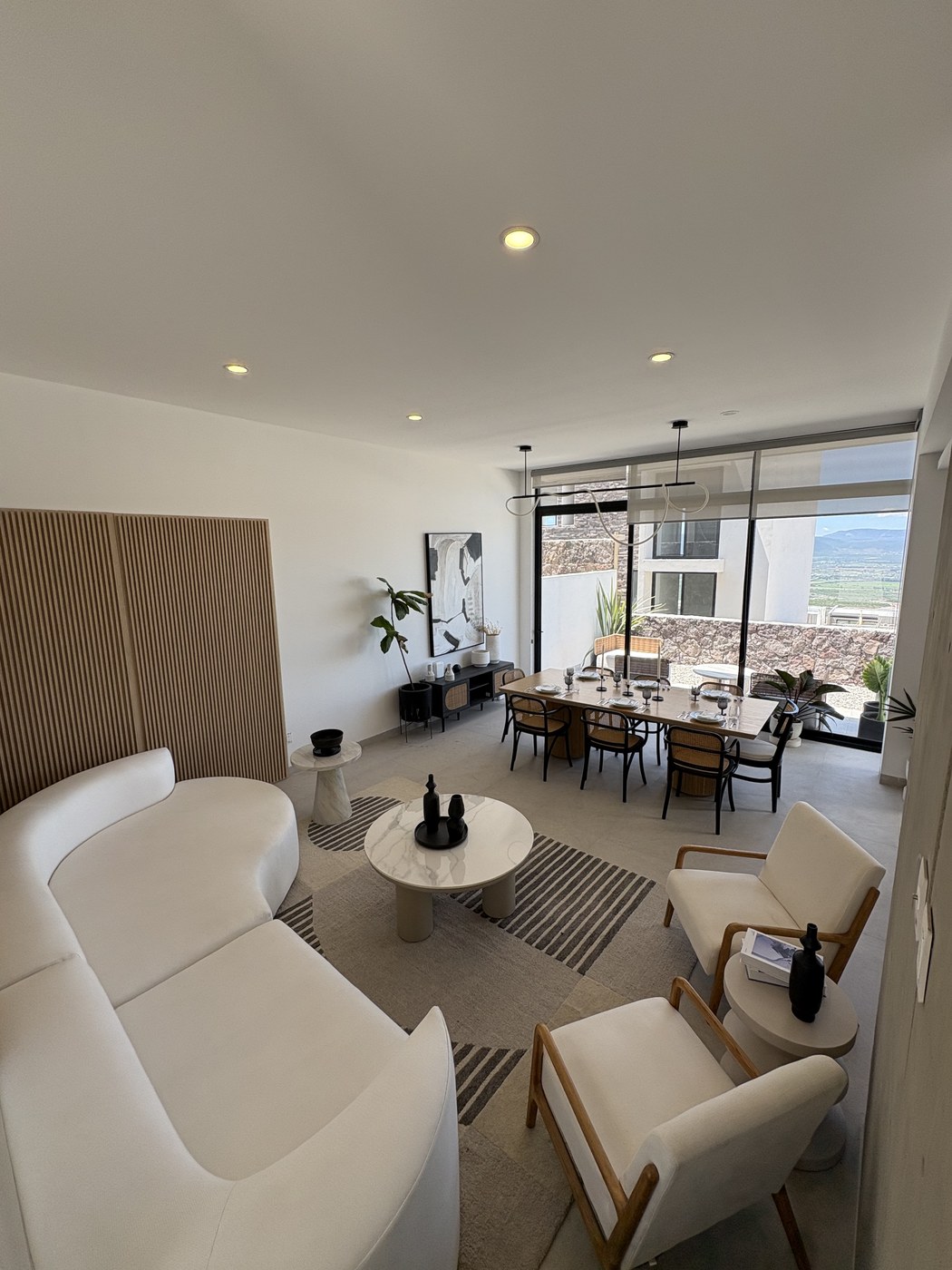 Ruiseñor — Sala con vista panorámica