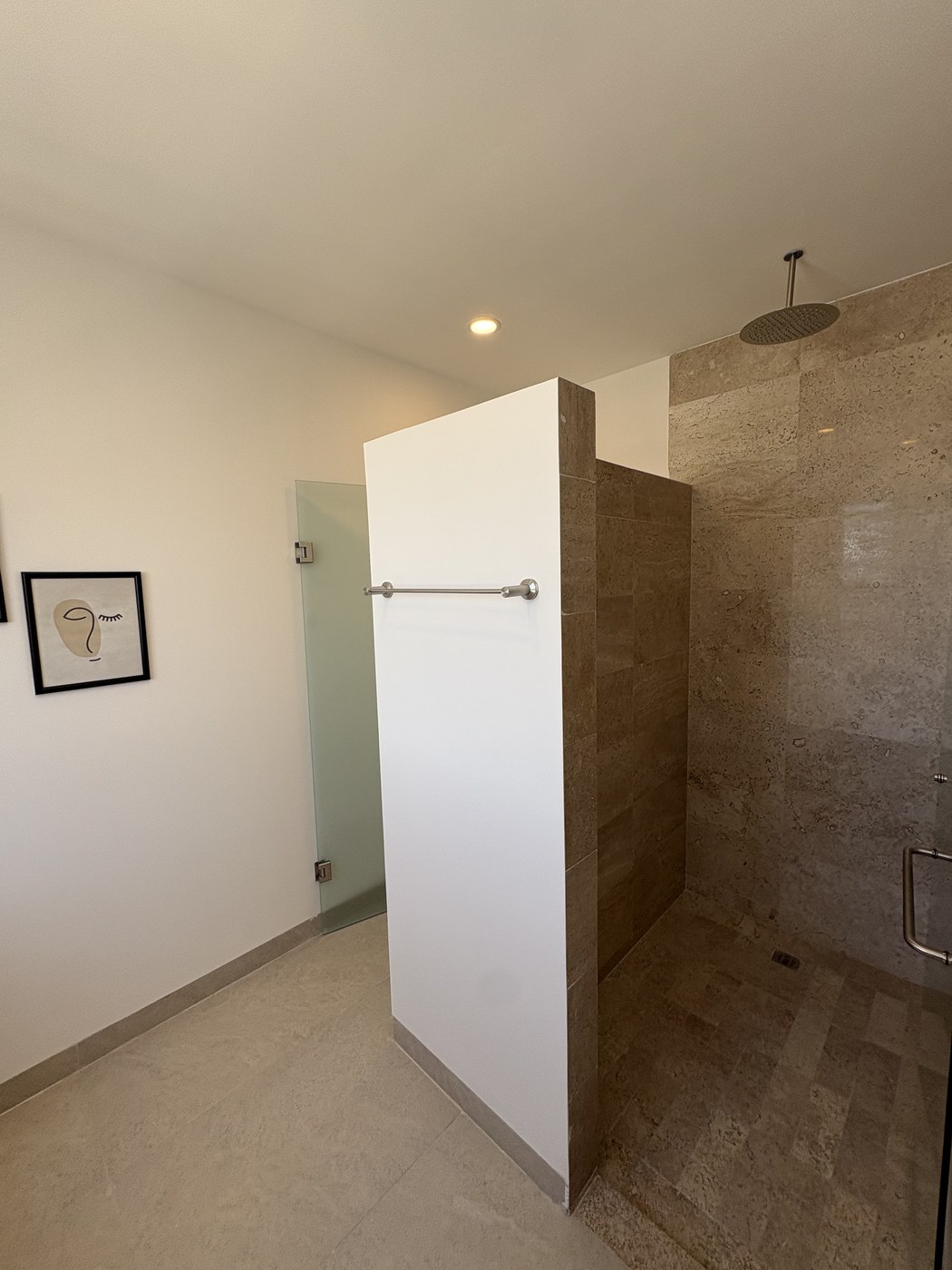 Ruiseñor — Baño principal